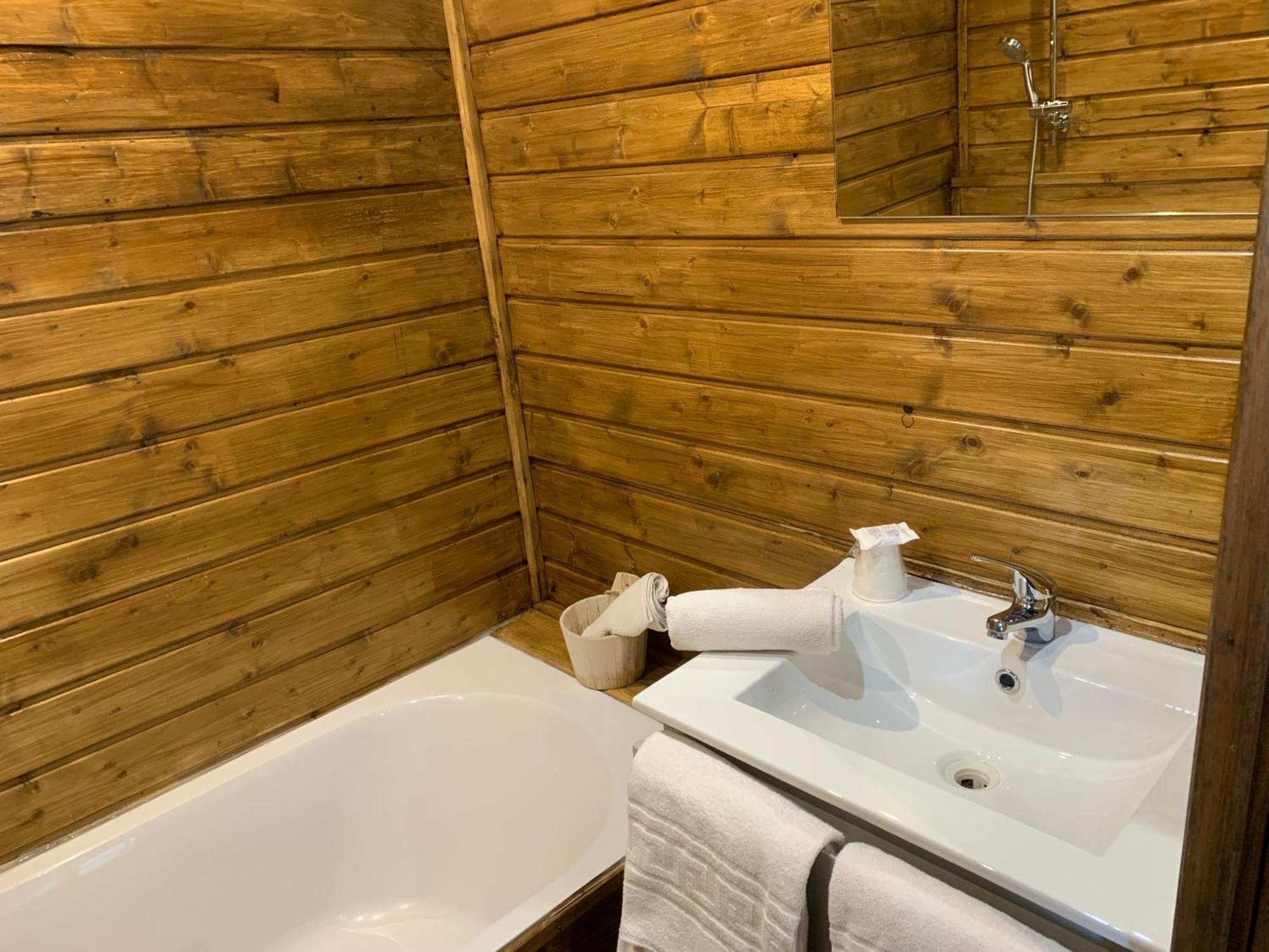 Chalet Vezzani Spa Buitenkant foto